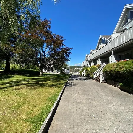 Bergland 28 - Close To The Center Of