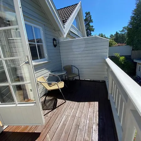 Bergland 28 - Close To The Center Of Appartamento Kragerø